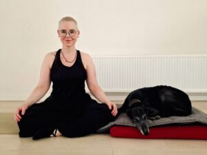 Belinda and Mosca - Yin Yoga